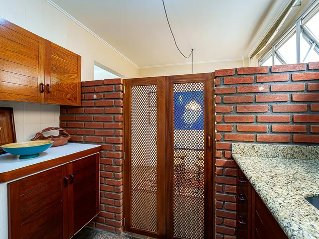 Imagem 9: Apartamento para Venda em Pinheiros com 2 Quartos, 80M²