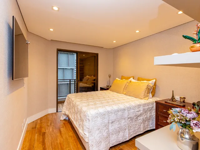 Imagem 16: Apartamento para Venda em Itaim Bibi com 4 Quartos, Sendo 3 Suítes, 197M²