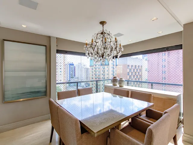 Imagem 4: Apartamento À Venda, no Edifício Araguari 561 em São Paulo, Moema, com 3 Quartos, 187M²