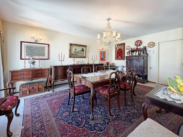 Imagem 8: Apartamento para Venda em Higienópolis com 3 Quartos, Sendo 1 Suíte, 210M²