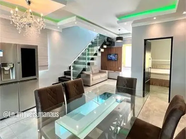 Imagem: Casa Semi-Mobiliada com Edícula e Piscina