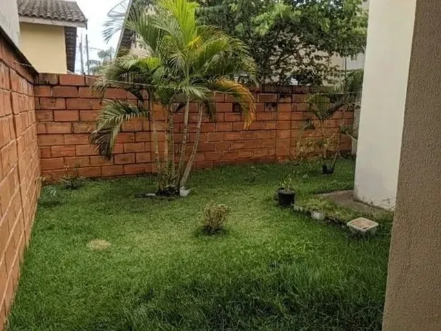 Imagem: Amp Apos Vendo Casa na Lagoa Jacaraípe