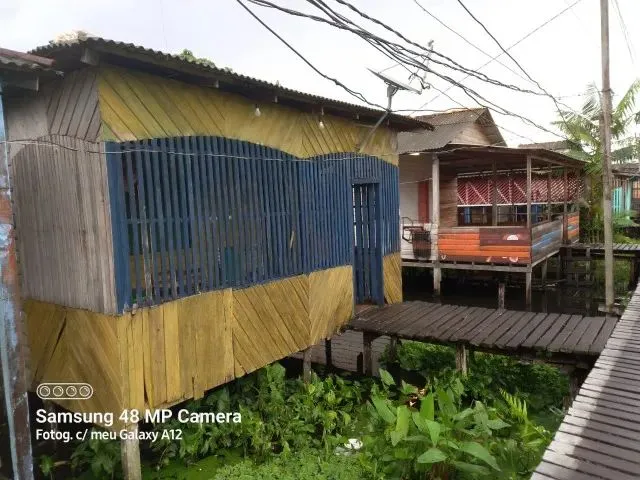 Imagem: A casa possui 2 Dormitórios, 1 Banheiro, 189m² de Área e