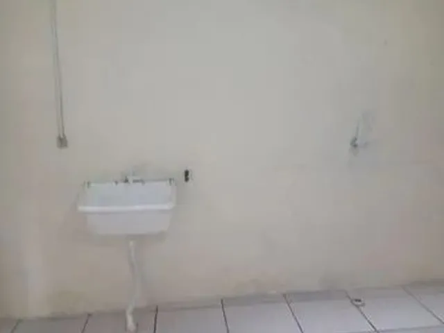 Imagem 4: Alugo Kitinete no Aventureiro $700