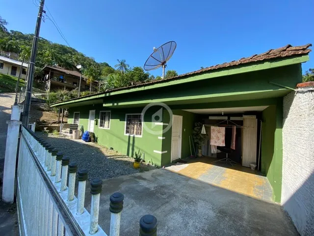 Imagem: Casa À Venda no Bairro Centro - Guaramirim/Sc