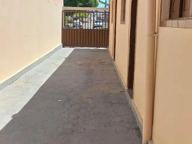 Imagem 2: Leia com Atenção...aluga-Se Kitnet 2/4 ,Sem Mobília
