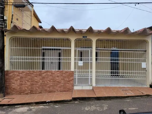 Imagem 1: Casa com 3 Quartos