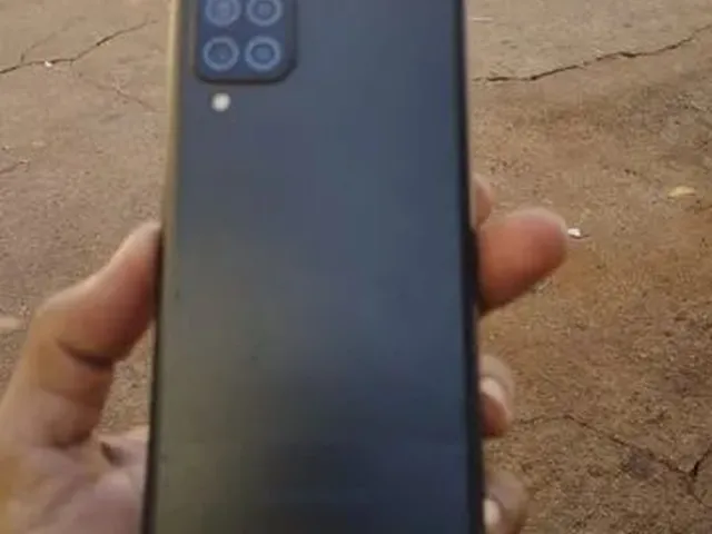 Imagem 2: Samsung A12 Quarto com aluguel por R$700 /mês
