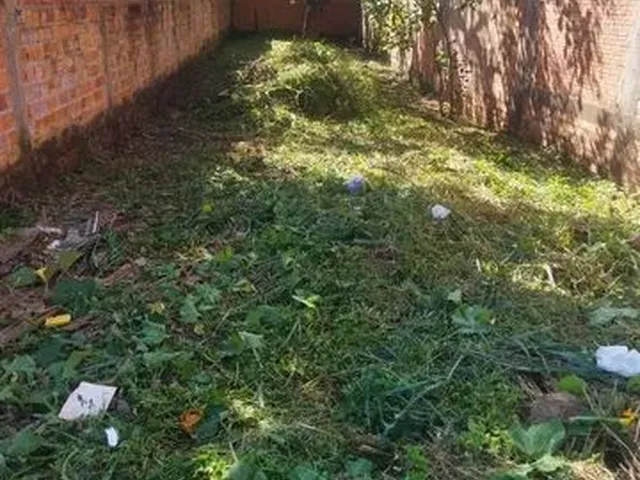 Imagem: Vendo Um Lote na Rua Perimetral em Frente