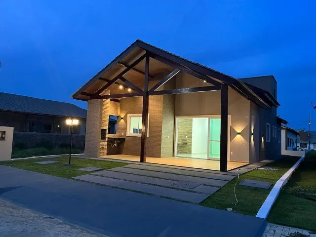 Imagem: Casa C/ 4 Suítes, Sendo 1 Reversível no