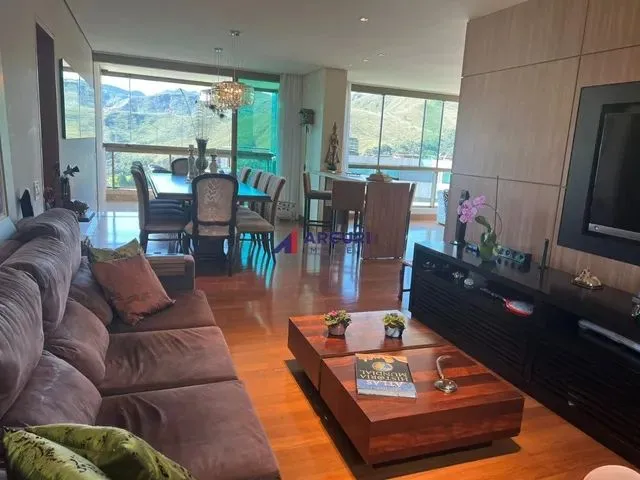 Imagem: Casa 4 Suítes Vale dos Cristais (Nova Lima)