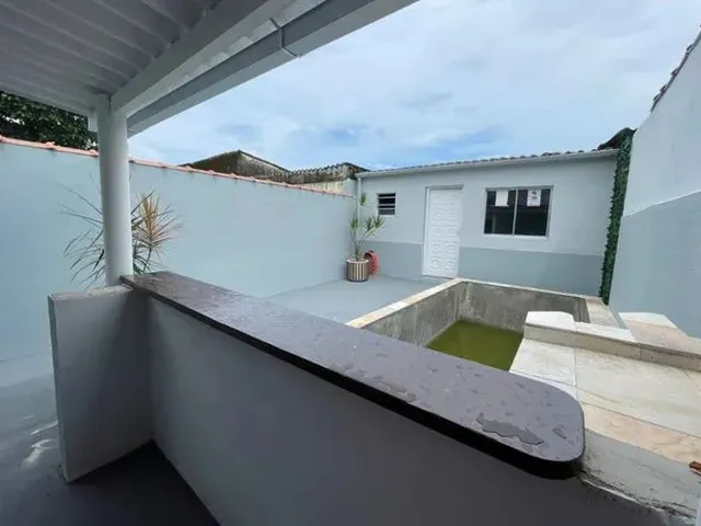 Imagem: Casa para Venda com Piscina na Cachoeirinha