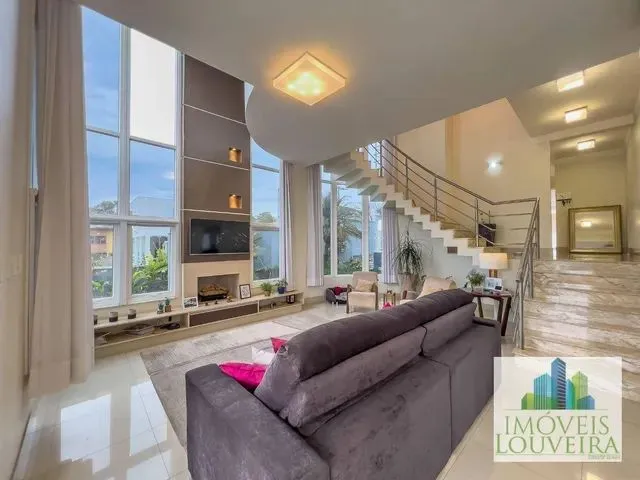 Imagem: Casa com 4 Dormitórios para Alugar, 387