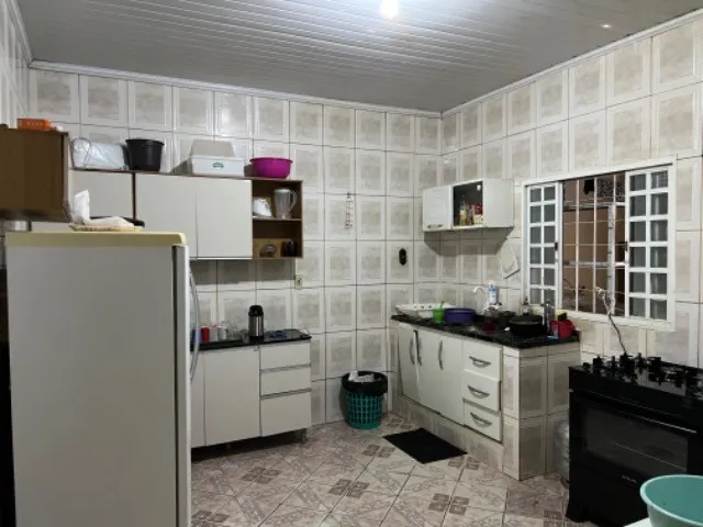 Imagem 5: Casa 2 Quartos com Garagem para 3 Carros Mais 1 Kitnet 1 Quarto na Lateral