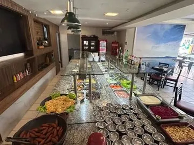 Imagem: Restaurante na Avenida Nereu Ramos
