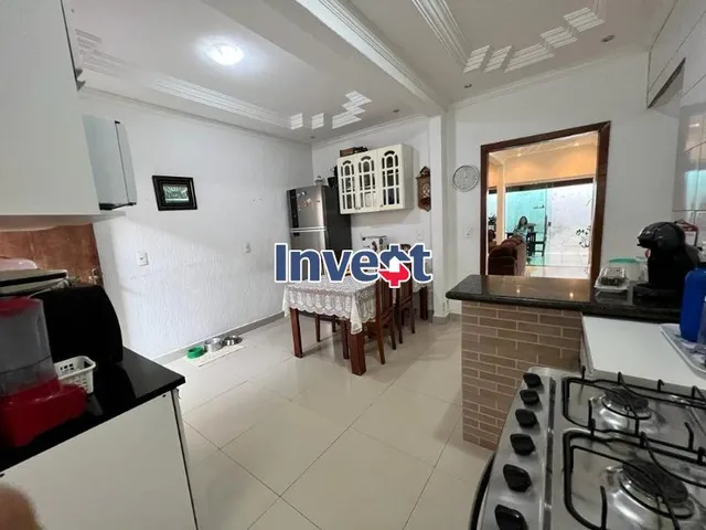 Imagem 11: Casa Excelente, Dentro de Condomínio, 4 Quartos, Lote de 200M² na Rua 08 em Vicente