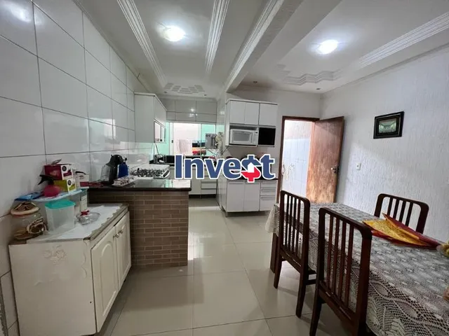 Imagem 12: Casa Excelente, Dentro de Condomínio, 4 Quartos, Lote de 200M² na Rua 08 em Vicente