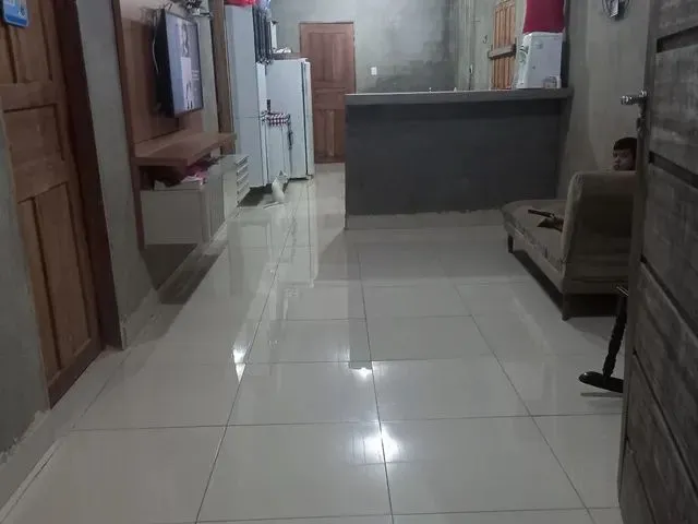 Imagem: A casa possui 2 Dormitórios, 2 Banheiros, 2 Vagas na