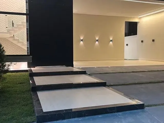 Imagem 3: Passaredo 4 Suítes, 3 com Closet e Varanda, Piscina com Prainha