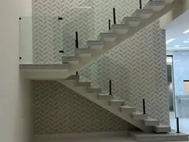 Imagem 6: Passaredo 4 Suítes, 3 com Closet e Varanda, Piscina com Prainha