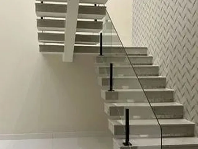 Imagem 7: Passaredo 4 Suítes, 3 com Closet e Varanda, Piscina com Prainha