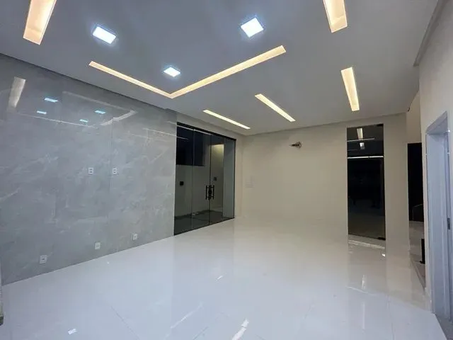 Imagem 9: Passaredo 4 Suítes, 3 com Closet e Varanda, Piscina com Prainha