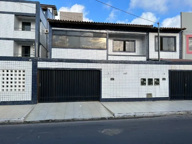 Imagem 1: Casa na Coroa do Meio Proximo Ao Farol