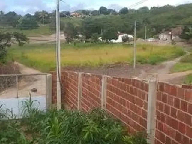 Imagem 5: Vendo Casa. Varanda, 1 Banheiroe2 Dormitórios