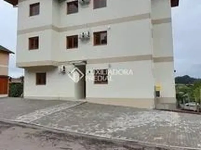 Imagem 2: Gramado - Apartamento Padrão - Piratini