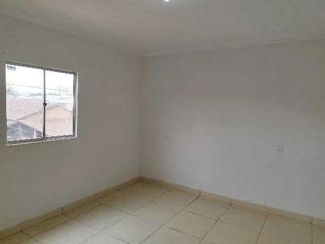 Imagem 3: Kitnet, Barracão no Bairro Goiá