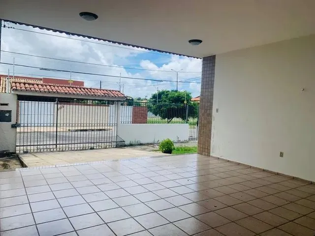 Imagem 3: Casa para Locação em Natal, Pitimbu, 3 Dormitórios, 3 Suítes, 4 Banheiros