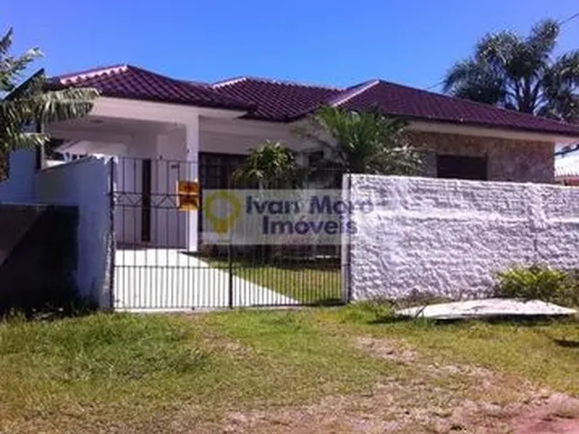 Imagem 2: Casa para Aluguel Anual em Praia da Daniela - Florianópolis
