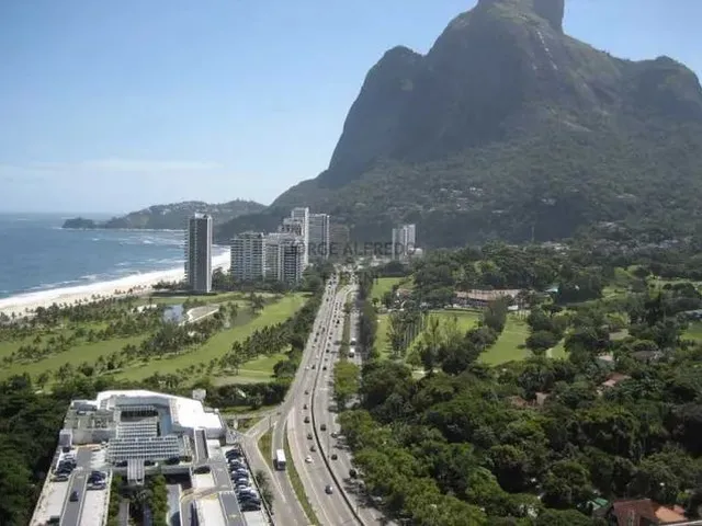 Imagem: São Conrado, Casa com Vista Cinematografica