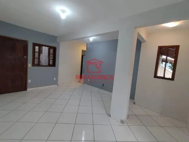 Imagem: Linda Casa Tipo Apartamento com 2 Quartos