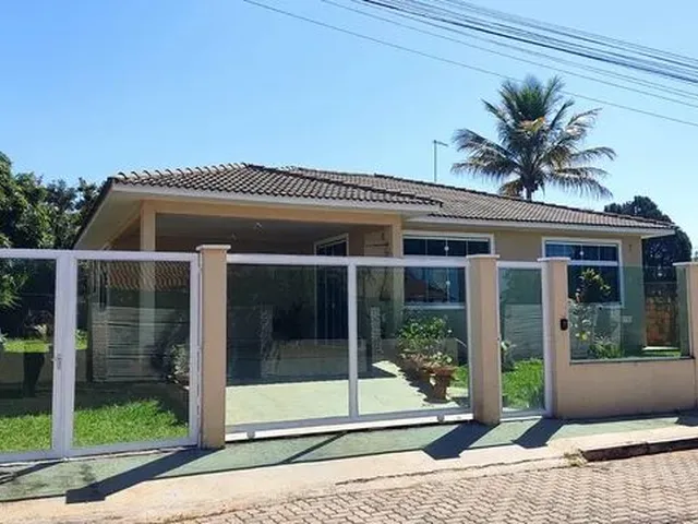 Imagem: Alugo Linda Casa Condomínio Ecológico