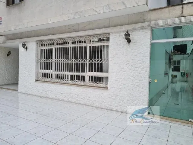 Imagem: Santos - Casa Padrão - Ponta da Praia