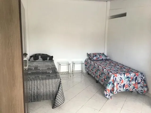 Imagem: Vaga para Moças