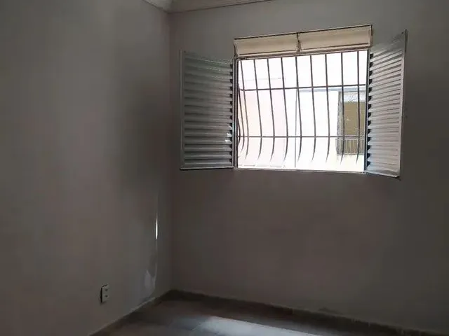Imagem 2: Aluga-Se Apartamento Térreo