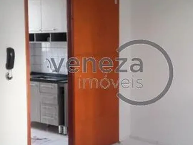 Imagem 3: Apartamento com 3 Quartos para Alugar por R$ 900.00, 71.26 M2 - Centro - Londrina/Pr
