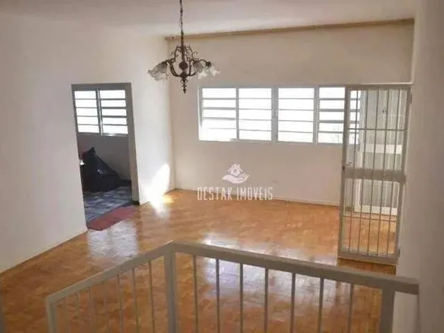 Imagem: Casa com 6 Dormitórios À Venda, 282 M²