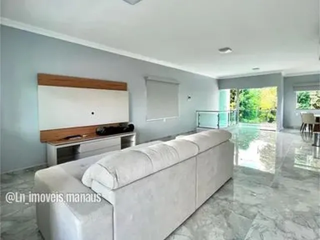 Imagem 7: Casa com 3 Quartos no Villa Suíça + Piscina e Edícula - Semi Mobiliada!