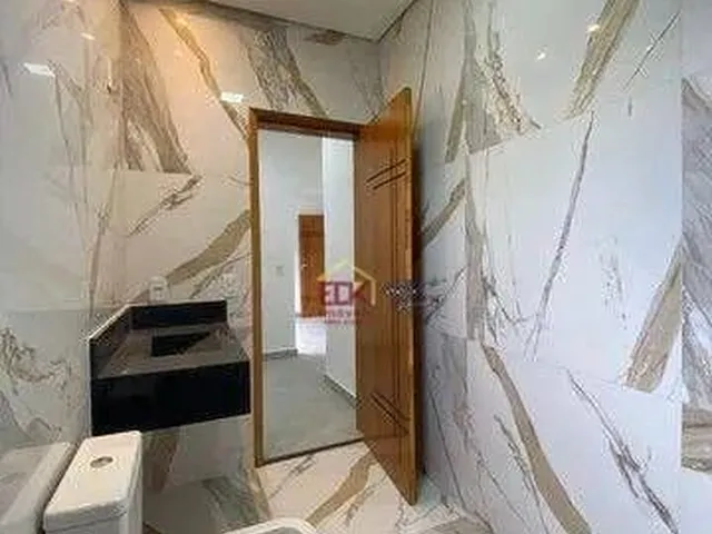 Imagem: A casa em condomínio possui 3 Dormitórios, 1 Suíte, 3