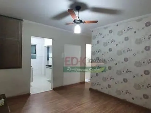 Imagem: Apartamento com 2 Dormitórios À Venda