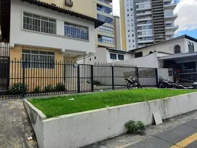 Imagem: Sobrado Comercial para Aluguel Possui 250