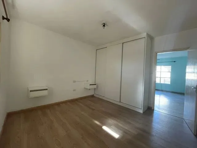 Imagem 11: Casa com 3 Dormitórios À Venda, 133 M² por R$ 410.000,00 - Éden....