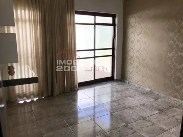 Imagem: Casa para Aluguel com 220 Metros Quadrados