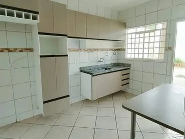 Imagem: Sobrado para Aluguel Possui 200 Metros Quadrados