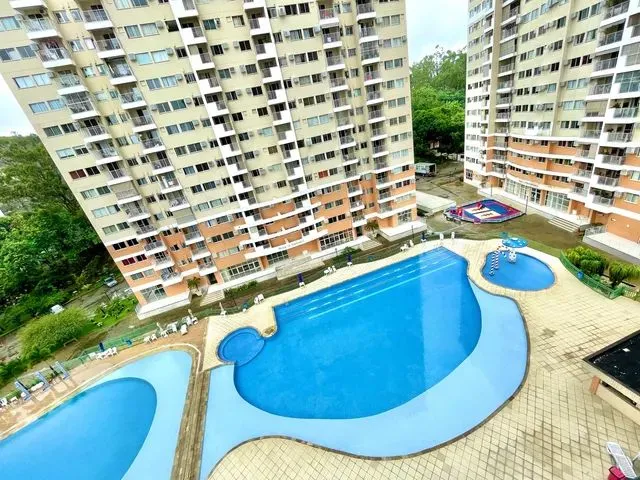 Imagem: O apartamento possui 4 Dormitórios, 1 Suíte, 2 Banheiros,