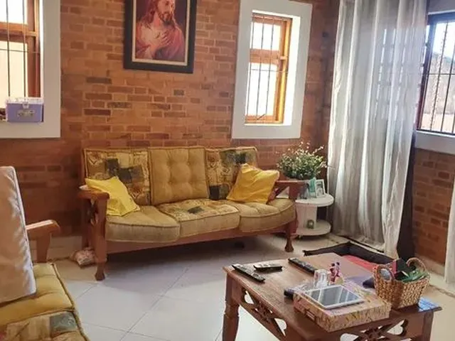 Imagem: Sobrado para Locação no Parque Jambeiro