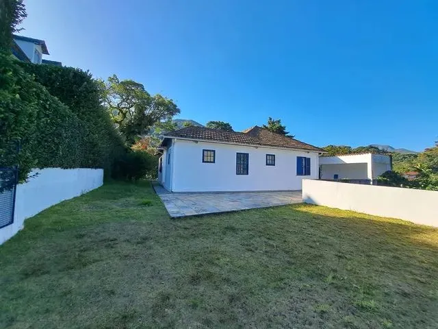 Imagem 6: Casa Ampla e Ensolarada no Centro de Petrópolis